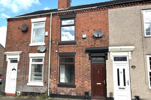 2 bedroom terraced house to rent, Russell Street, Newcastle Under Lyme, ST5 8BL