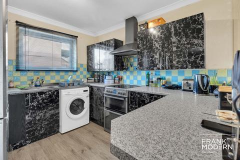 111 Crabtree, Paston, Peterborough, PE4 7EH