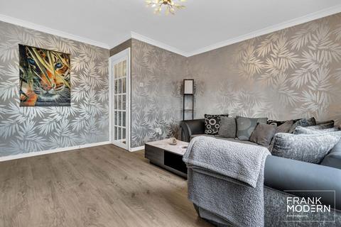 111 Crabtree, Paston, Peterborough, PE4 7EH