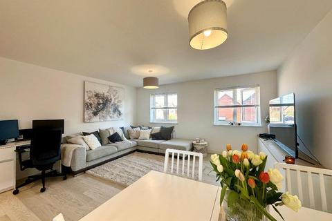 2 bedroom coach house for sale, Gillspenny Way, Wootton, Beds, MK43 9QW