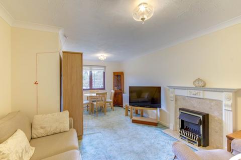 2 bedroom apartment for sale, Ashill Road, Rednal, Birmingham, West Midlands, B45