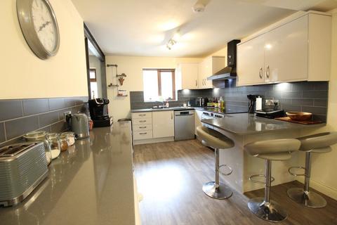 3 bedroom detached house for sale, Ruth Street, Cross Roads, Keighley, BD22