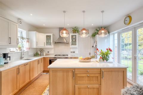 31 Charles Street, Redditch, B97 5AA