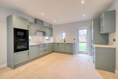 2 bedroom apartment for sale, 3 Lion & Lamb Barns, Droitwich Road, Bradley Green B96 6RP