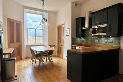 2 bedroom flat to rent, Viewforth, Bruntsfield, Edinburgh, EH10