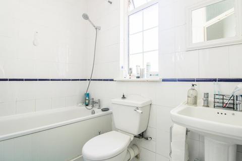 237 Davidson Road, Croydon, CR0 6DP
