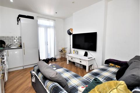 1 bedroom apartment for sale, Birchanger Road, London, SE25