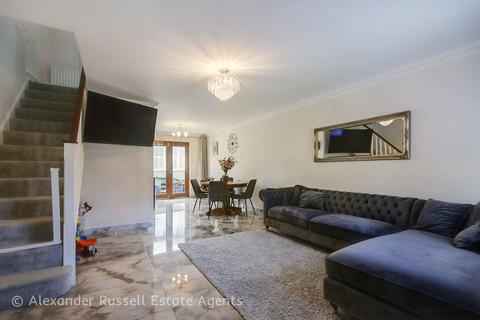 16 Hill House Drive, Minster, Ramsgate, CT12 4BE