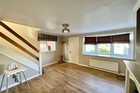 3 bedroom semi-detached house to rent, Aylsham Drive, Aston, Sheffield, S26 2FQ