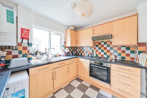 2 Medlar Street, London, SE5 0JU