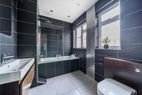20 Wellington Road, Pinner, HA5 4NL
