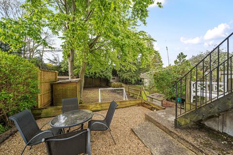 20 Wellington Road, Pinner, HA5 4NL