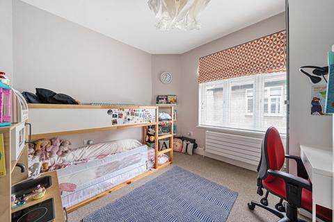 20 Wellington Road, Pinner, HA5 4NL