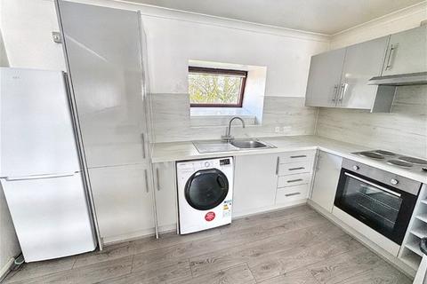 1 bedroom flat to rent, Magpie Close, Forest Gate