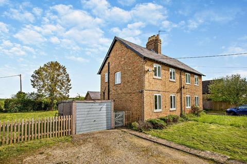 3 bedroom semi-detached house to rent, Kidlington Road, Islip, Kidlington, Oxfordshire