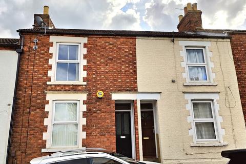 2 bedroom terraced house to rent, Redwell Road Wellingborough