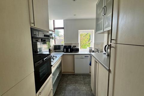 2 bedroom flat to rent, Wykeham House, Gordon Avenue, Stanmore