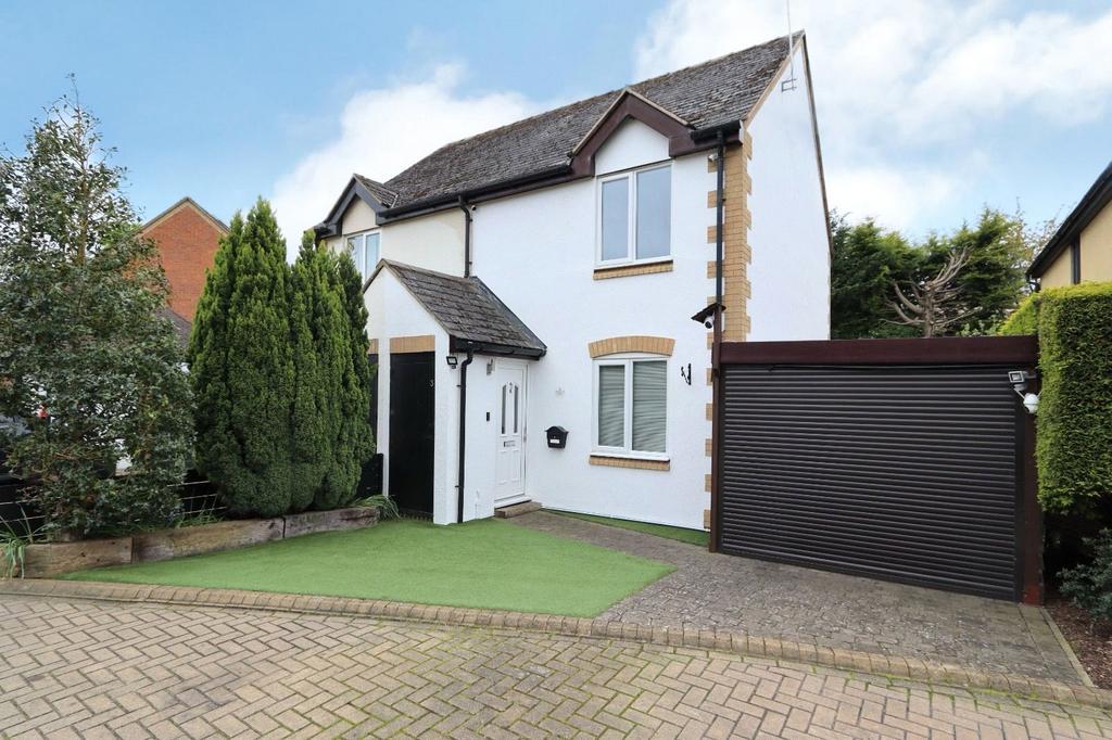 Wellfield Court, Willen, Milton... 2 bed semidetached house for sale