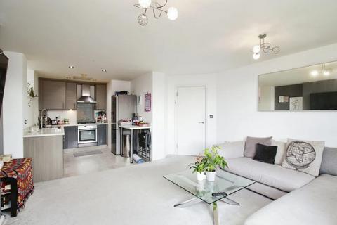 2 bedroom flat for sale, Warwick Road, Solihull, B92