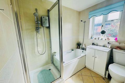 1 bedroom flat for sale, Bratt Street, West Bromwich, B70