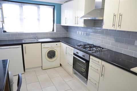 5 bedroom townhouse for sale, The Crescent, Slough SL1