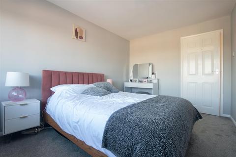 2 bedroom flat for sale, The Willows, Little Harrowden