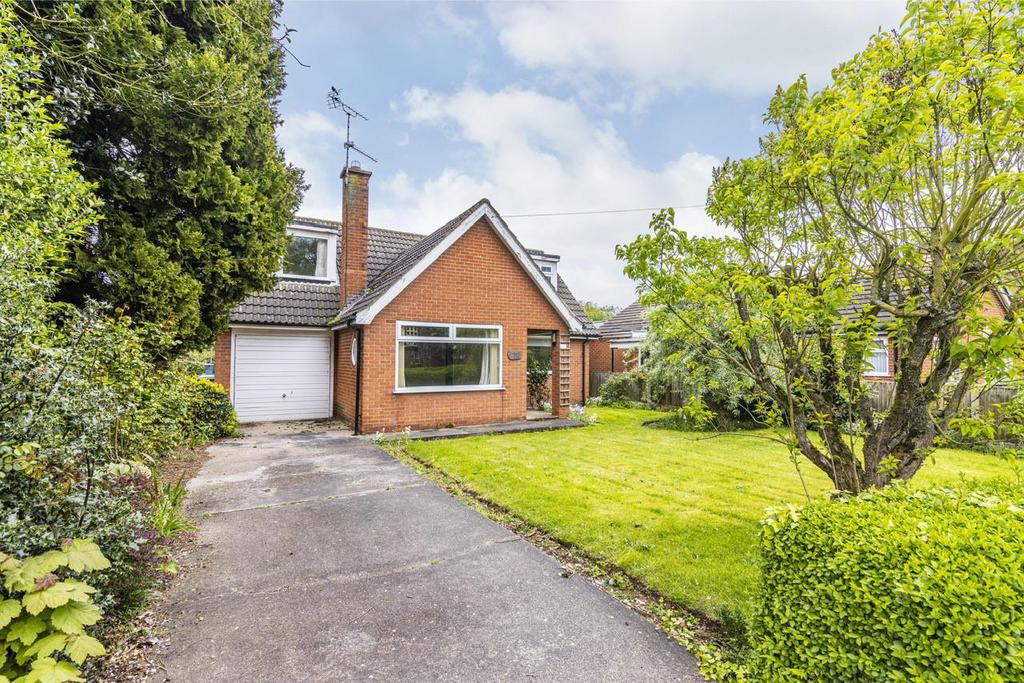 Station Lane, Farnsfield NG22 3 bed detached house for sale £325,000