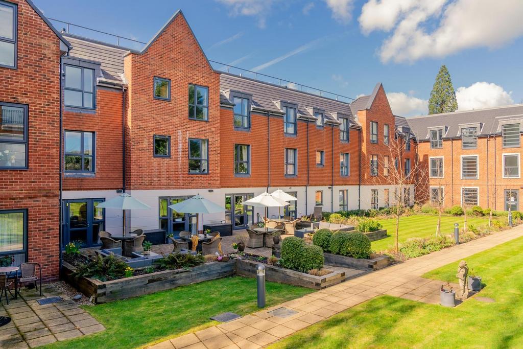 Dukes Ride, Crowthorne RG45 1 bed house to rent £3,500 pcm (£808 pw)