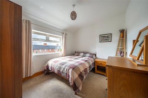 3 bedroom terraced house for sale, Hollin Park Place, Oakwood, Leeds