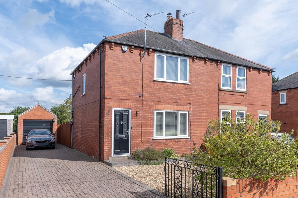 Summerhill Road, Methley, Leeds, West... 2 bed semidetached house for