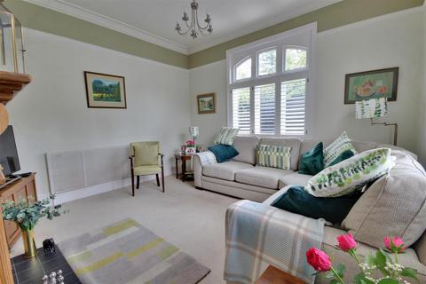 17 Eastgate, Hornsea, HU18 1DN
