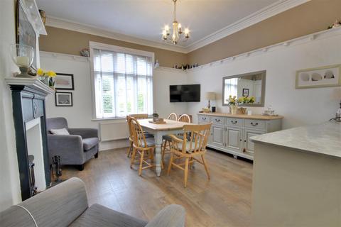 17 Eastgate, Hornsea, HU18 1DN