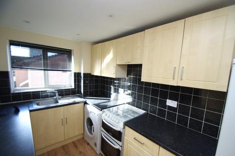 1 bedroom flat to rent, Solar Court, King Georges Avenue, Watford, WD18
