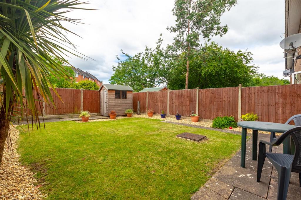 Rowood Drive, Solihull 2 bed for sale £140,000
