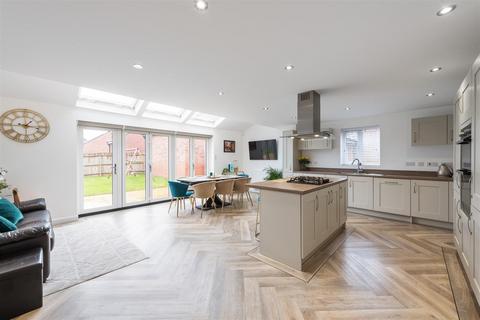 5 bedroom detached house for sale, Pastures Drive, Tidbury Green, Solihull