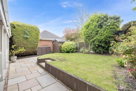 4 bedroom detached house for sale, Eshton Rise, Bawtry, Doncaster