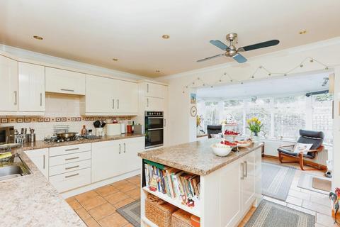31 Brentnall Drive, Sutton Coldfield, B75 5BB