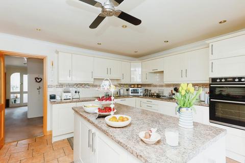31 Brentnall Drive, Sutton Coldfield, B75 5BB