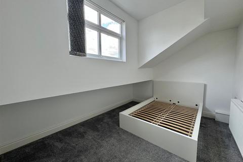 1 bedroom apartment to rent, Skaife Road, Sale, M33 2FZ