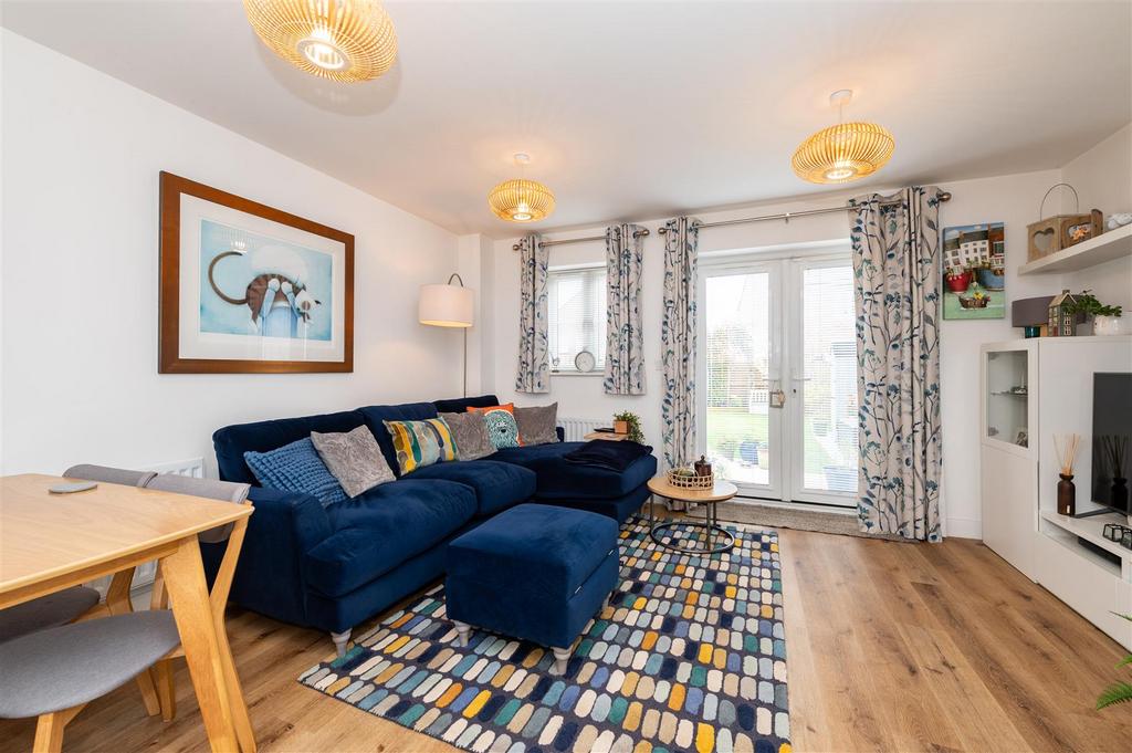 24 Lea Castle Drive internal-8.JPG