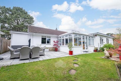 4 bedroom bungalow for sale, Druids Close, Ferndown BH22