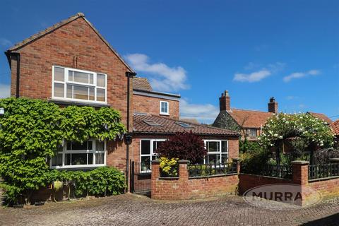 4 bedroom detached house for sale, Main Street, Sewstern NG33