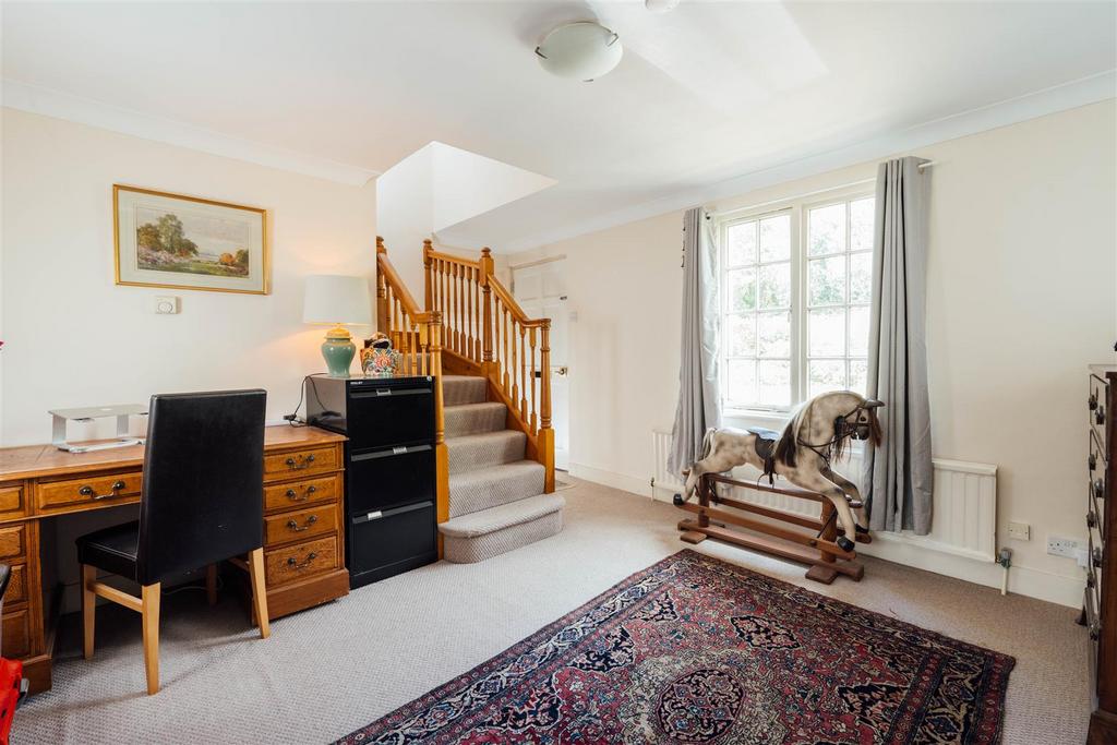 Ivy Cottage, Gosmore-01.jpg