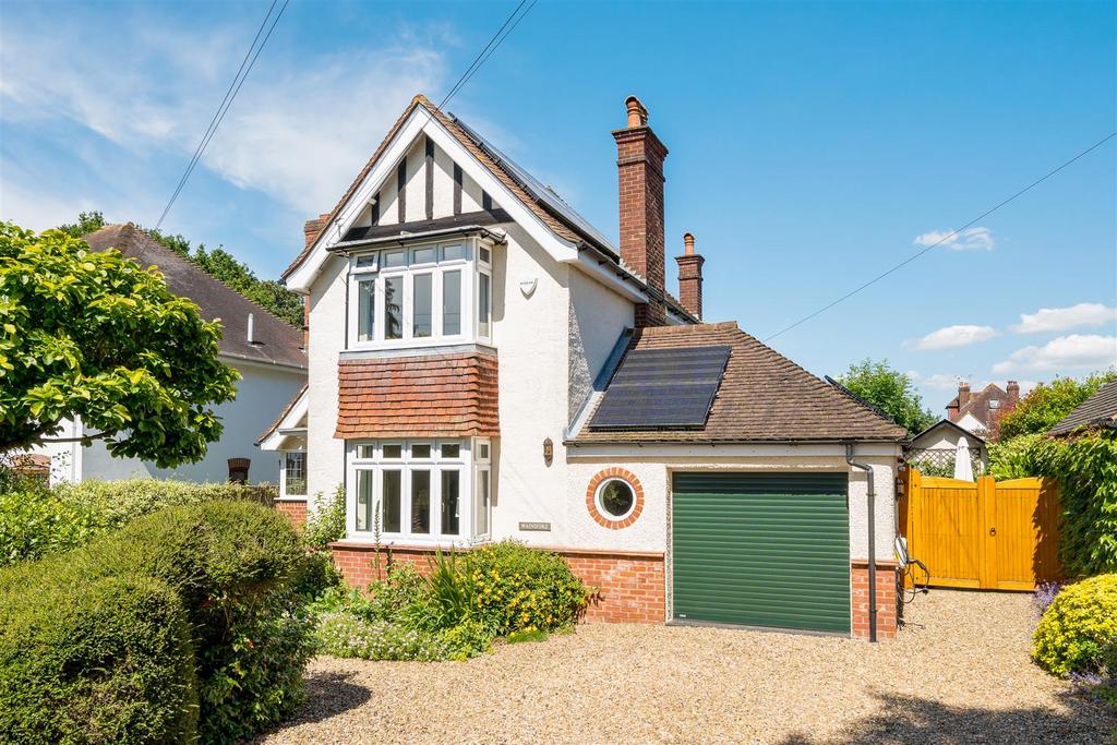 Edwin Road, West Horsley 3 bed detached house for sale £1,195,000