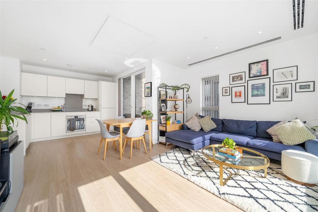 Rainier Apartments-11.jpg