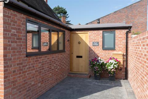 2 bedroom townhouse for sale, Park Cottage, Horsefair, Abbey Foregate, Shrewsbury SY2 6BL