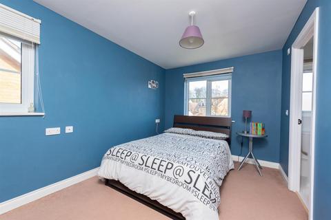 3 Ferndown Close, Beggarwood, Basingstoke, RG22 4SE