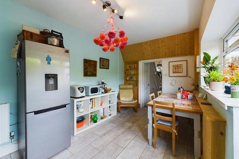 66 Danlan Road, Pembrey, Burry Port, SA16 0UL