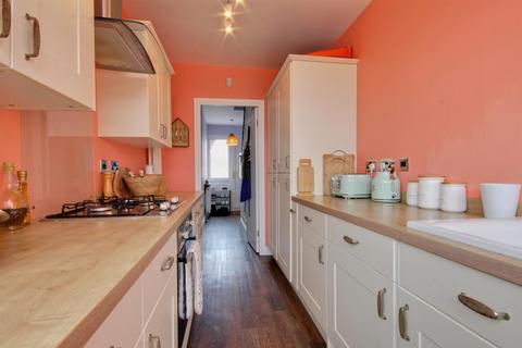 3 bedroom terraced house for sale, Strathcona Avenue, Hull