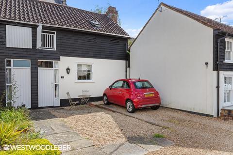 2 bedroom terraced house for sale, Church Street, Ware SG12